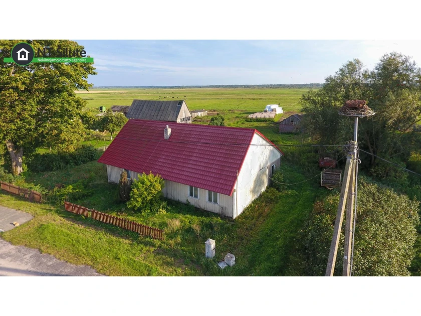  Parduodamas namas su žeme Šilutės rajone