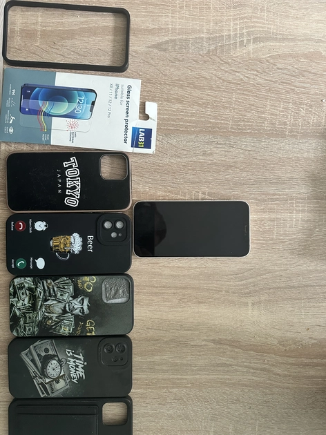  iPhone 12 64GB puikios būklės su priedais