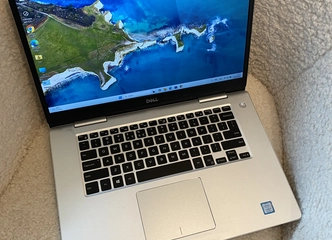 Dell Inspiron 7570 15,6 colio ekranas su šviečiančia klaviatūra