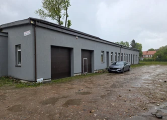 Garažo patalpų nuoma miesto centre – 140 m² erdvės