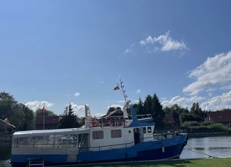 Keleivinis laivas Maniukas – puiki nuoma šventėms!