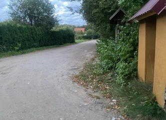 Parduodu 2 sodus prie centrinio įvažiavimo, 3 takas